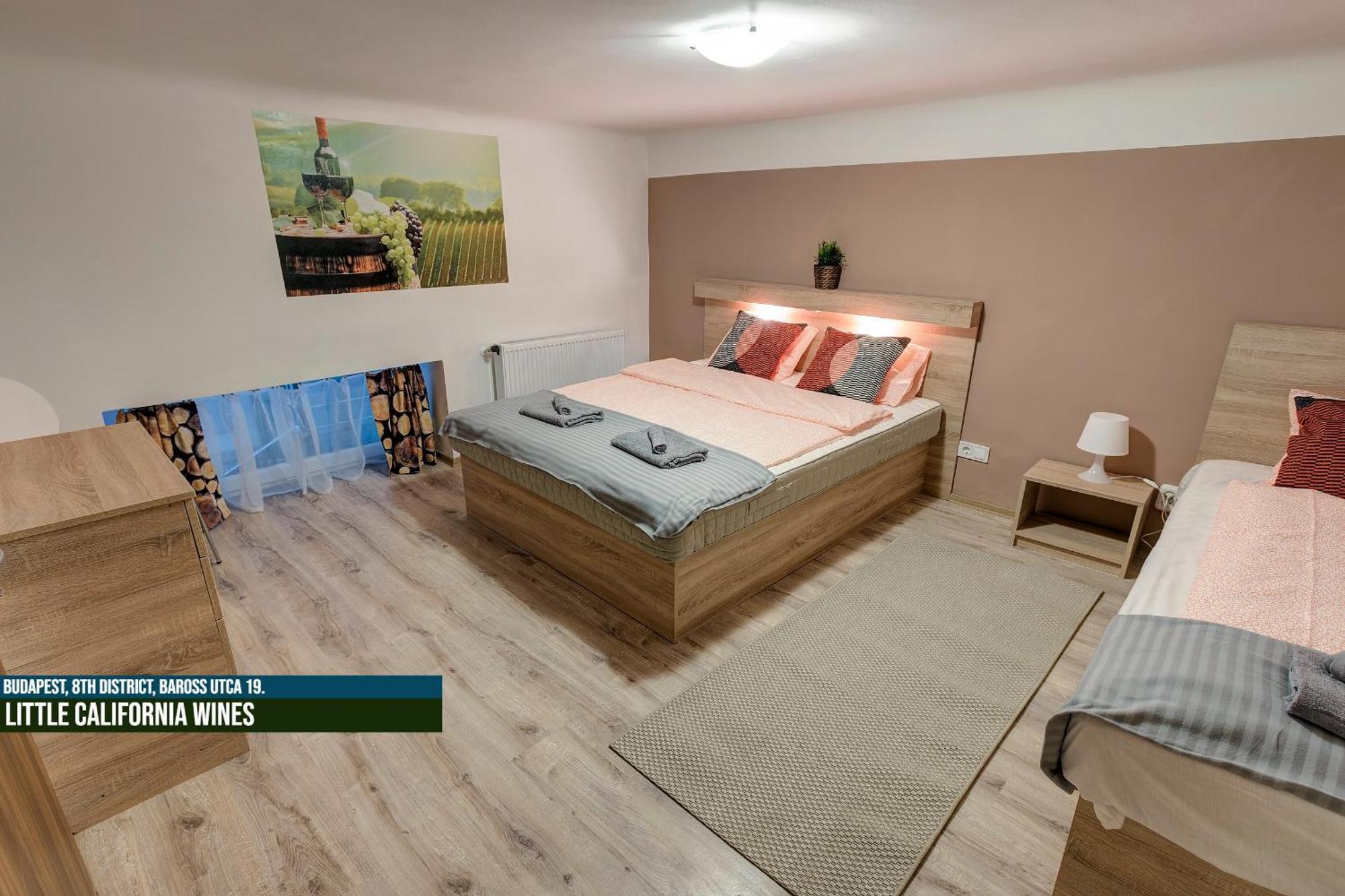 Little Americas Museum Apartments Budapest Bagian luar foto